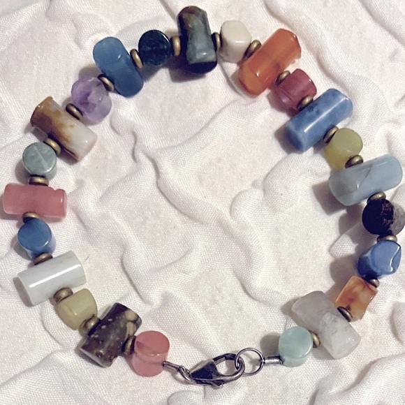 Semi Precious Stone Bracelet Brilliant Multicolor withh Silver Clasp - Picture 2 of 8